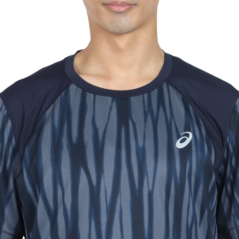アシックス（ASICS）（メンズ）ROADランニンググラフィック半袖シャツ 2011D092.400