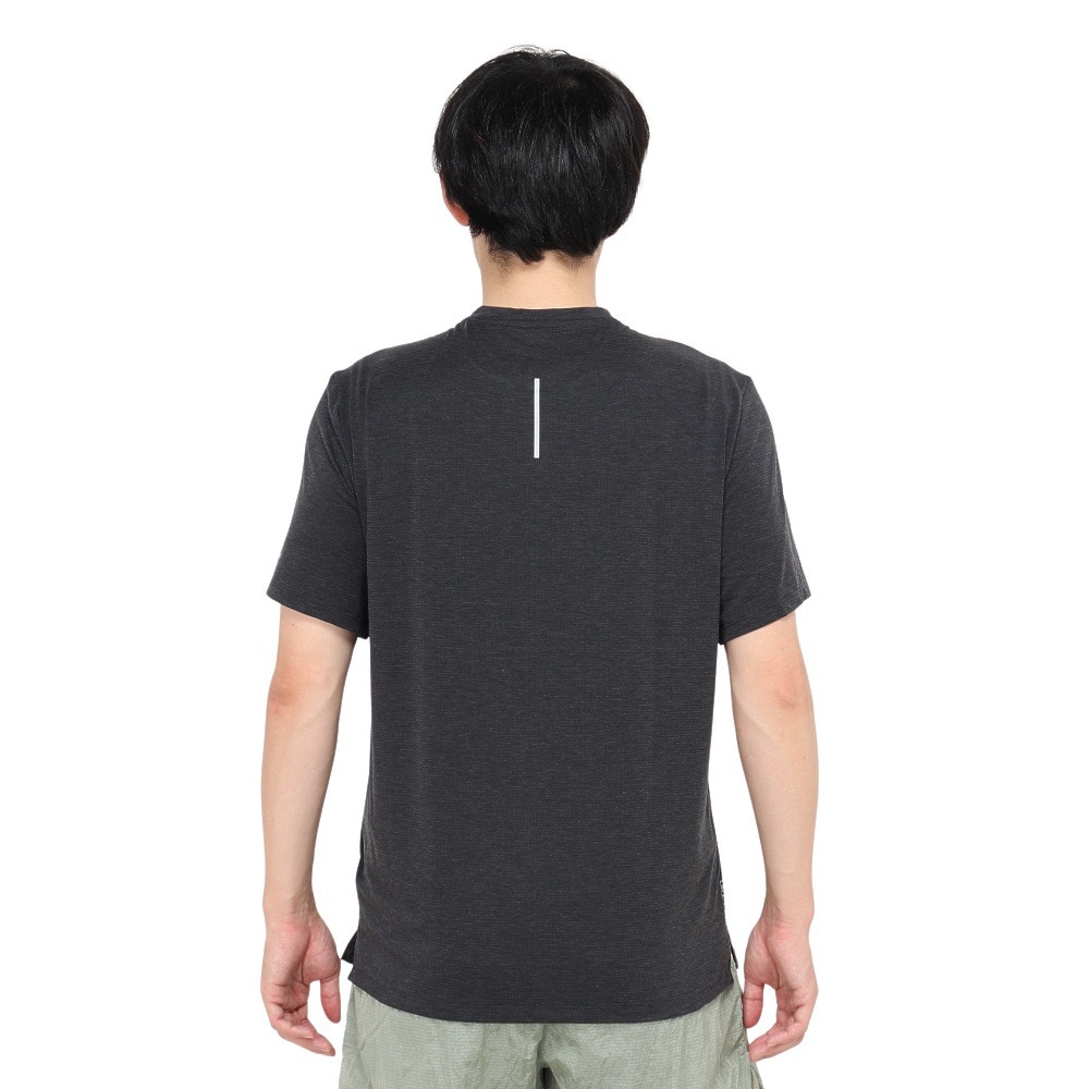 ナイキ（NIKE）（メンズ）ドライフィット ライズ 365 ディビジョン ショートスリーブ ランニングトップ FZ1130-010