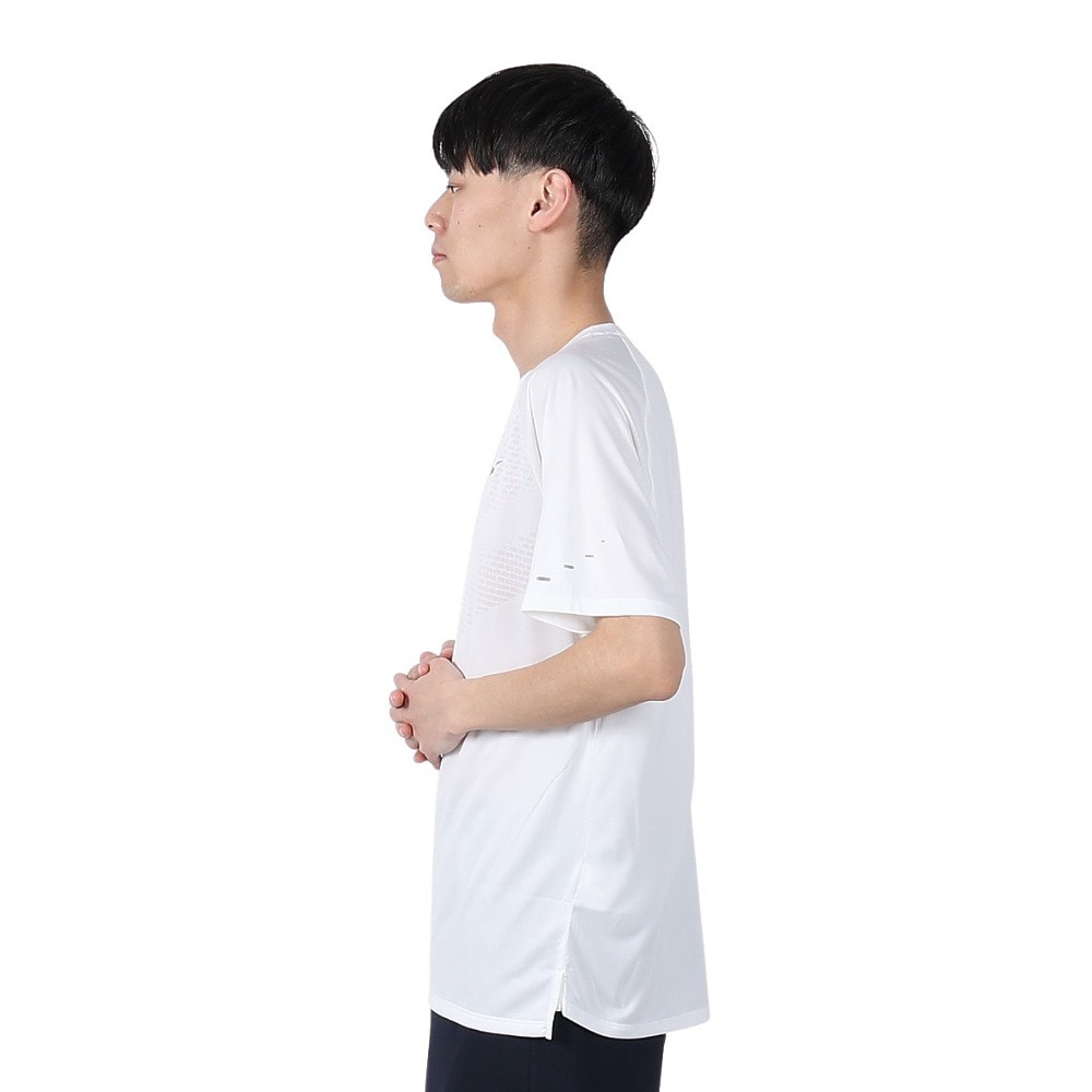 ナイキ（NIKE）（メンズ）ドライフィット ADV STRIDE 半袖 ランニングトップ HV5204-100