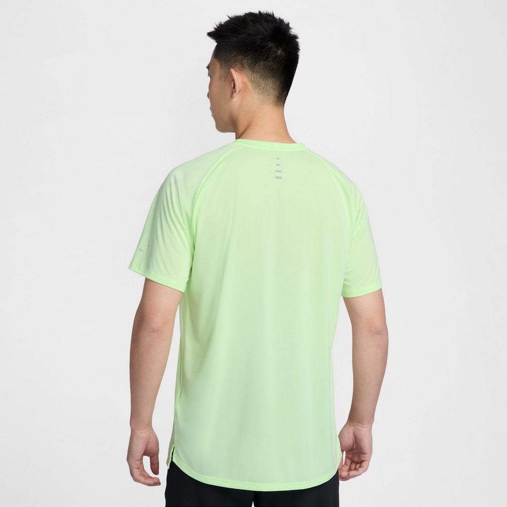 ナイキ（NIKE）（メンズ）ストライド ドライフィット ADV 半袖ランニングトップ HV5204-701