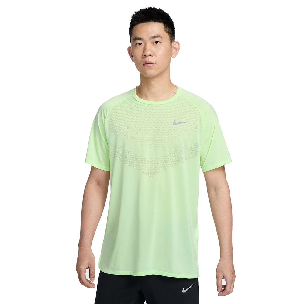 ナイキ（NIKE）（メンズ）ストライド ドライフィット ADV 半袖ランニングトップ HV5204-701