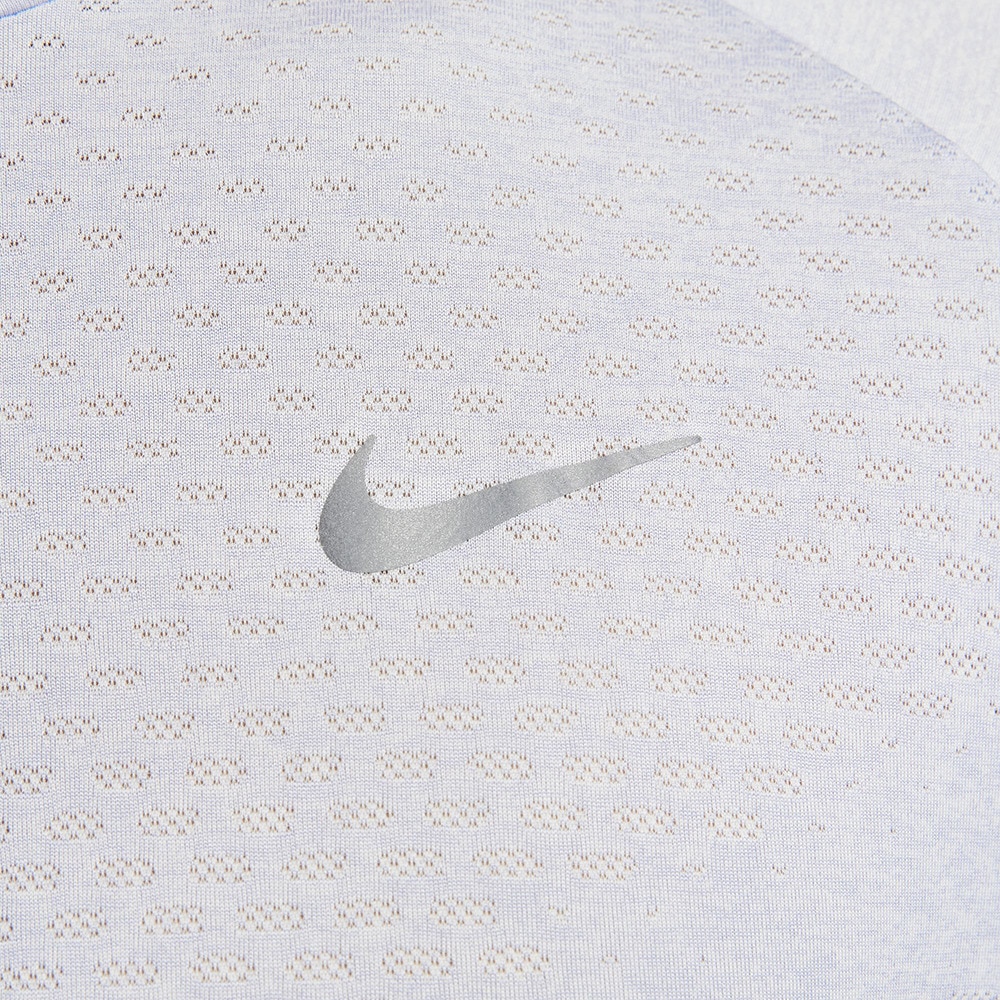 ナイキ（NIKE）（メンズ）ドライフィット ストライド 半袖トップス HV5204-057