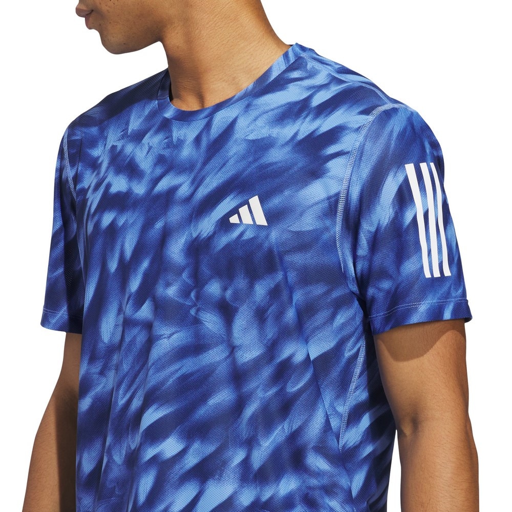 アディダス（adidas）（メンズ）オウン ザ ラン 総柄プリント 半袖Tシャツ TX758-JZ5477