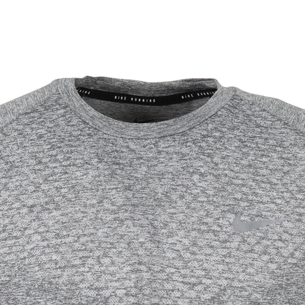 ナイキ（NIKE）（メンズ）ドライフィット ADV ストライド 半袖