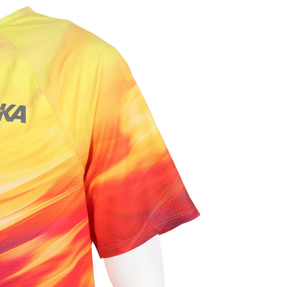 ホカ（HOKA）（メンズ）レース デイ ショート スリーブ Tシャツ
