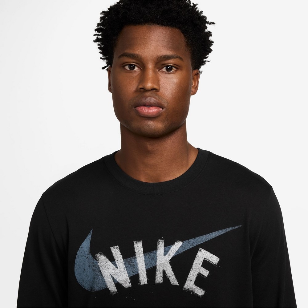 ナイキ（NIKE）（メンズ）ドライフィット スウッシュ 長袖Tシャツ HF6133-010