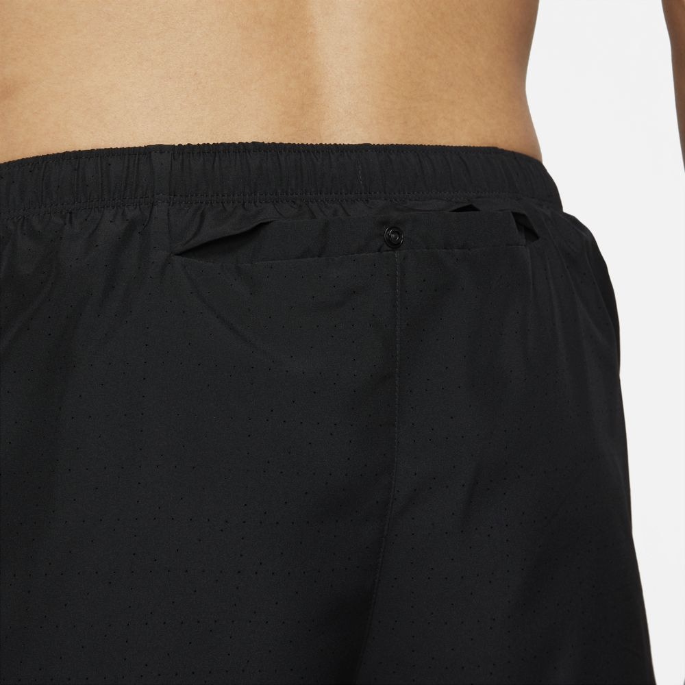 ナイキ（NIKE）（メンズ）ランニングパンツ メンズ ラン ディビジョン チャレンジャー DD4769-010 ショートパンツ ハーフパンツ