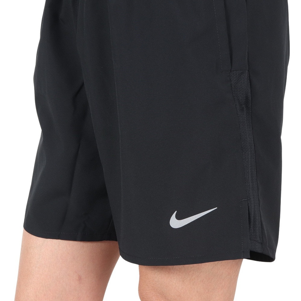 ナイキ（NIKE）（メンズ）パンツ 短パン ランニング 速乾 ブラック 黒 ドライフィット チャレンジャー 7U DV9345-010 7インチ ショートパンツ ハーフパンツ