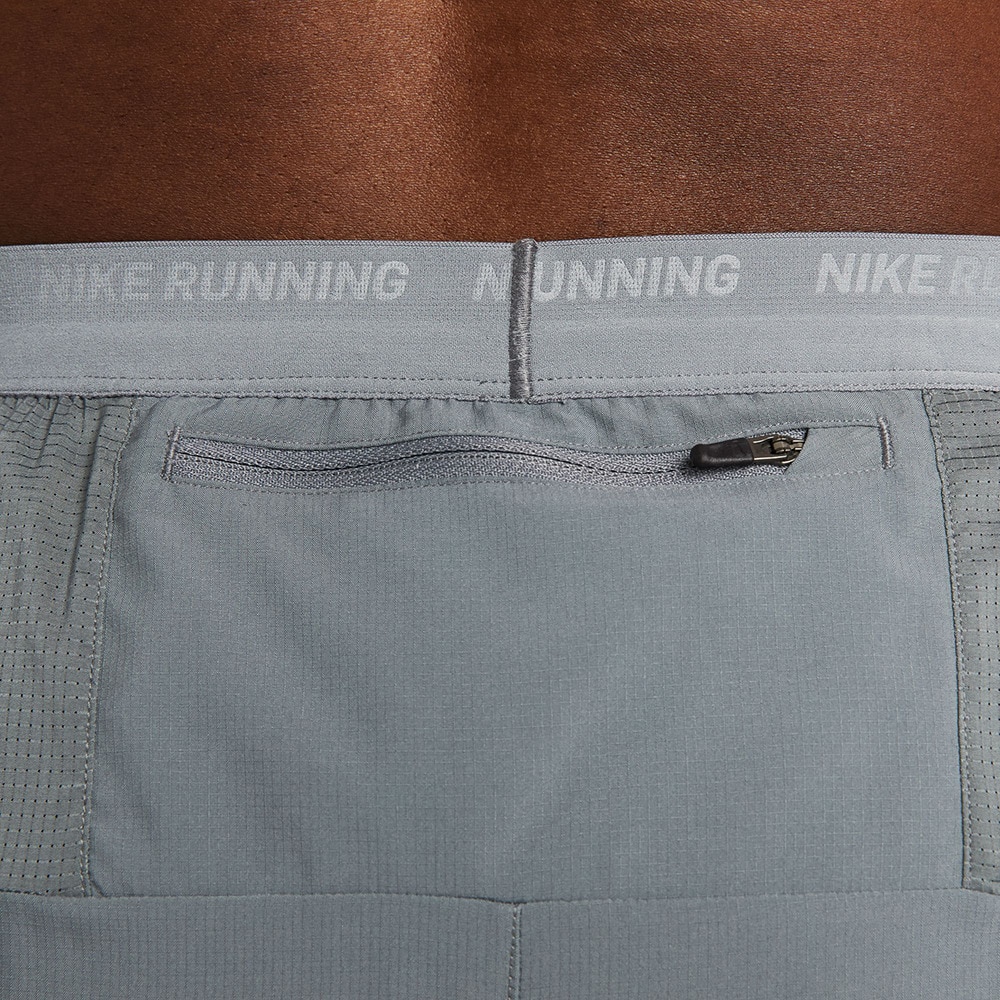 ナイキ（NIKE）（メンズ）ドライフィット ストライド 13cm ランニングショートパンツ インナー付き DM4756-084