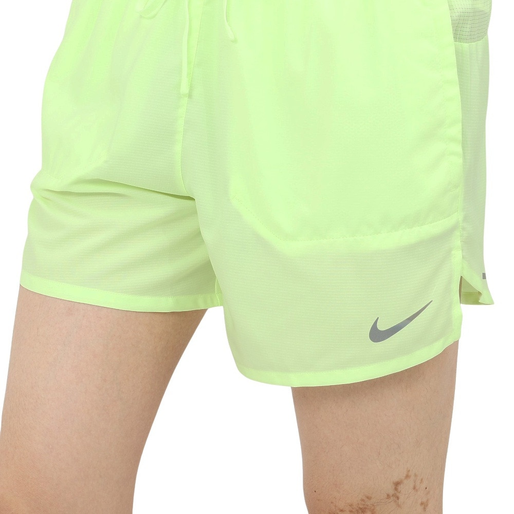 ナイキ（NIKE）（メンズ）ドライフィット ストライド ランニングショートパンツ インナー付き DM4756-701