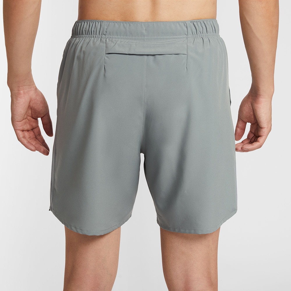 ナイキ（NIKE）（メンズ）チャレンジャー ドライフィット ランニングショートパンツ インナー付き HV2139-084