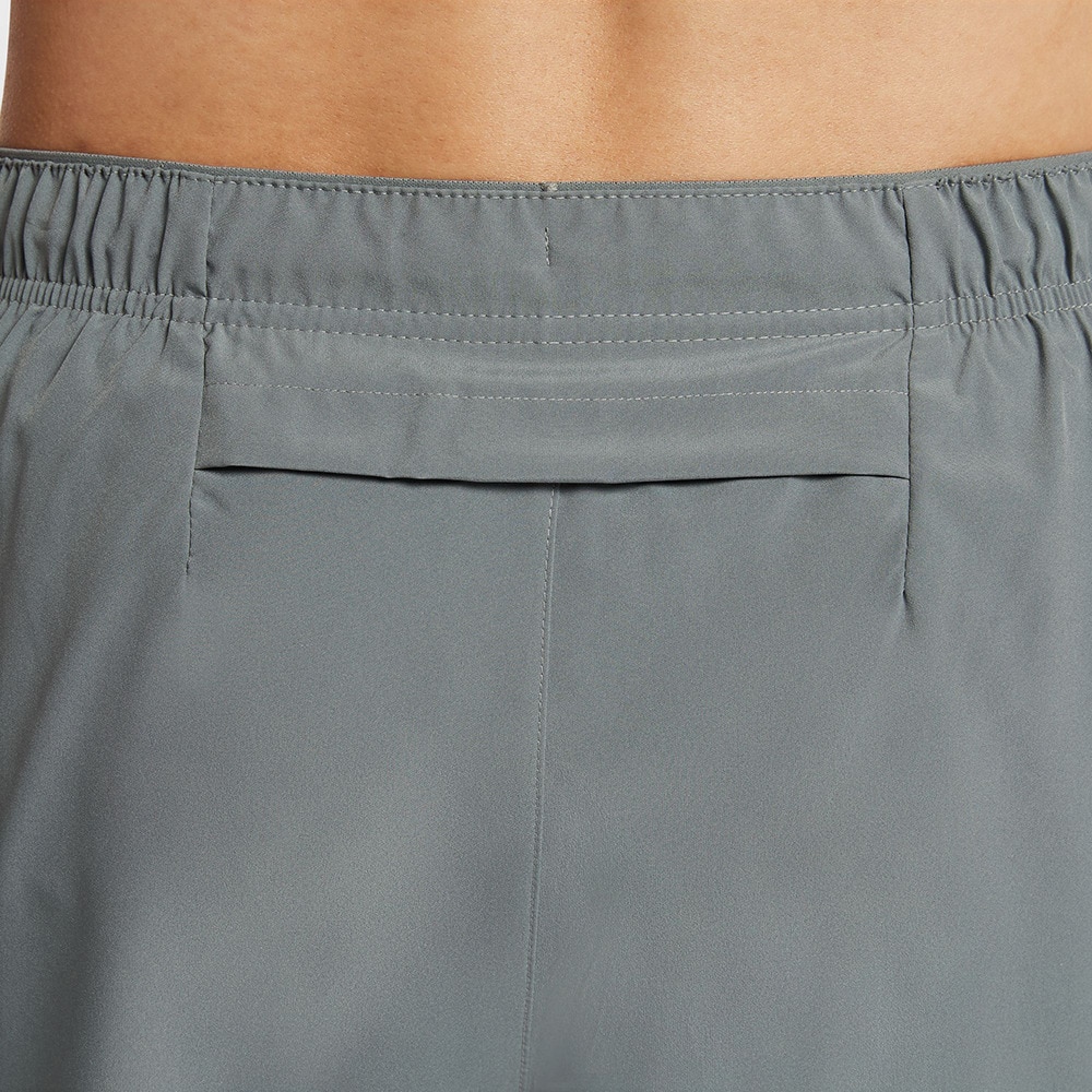 ナイキ（NIKE）（メンズ）チャレンジャー ドライフィット ランニングショートパンツ インナー付き HV2139-084