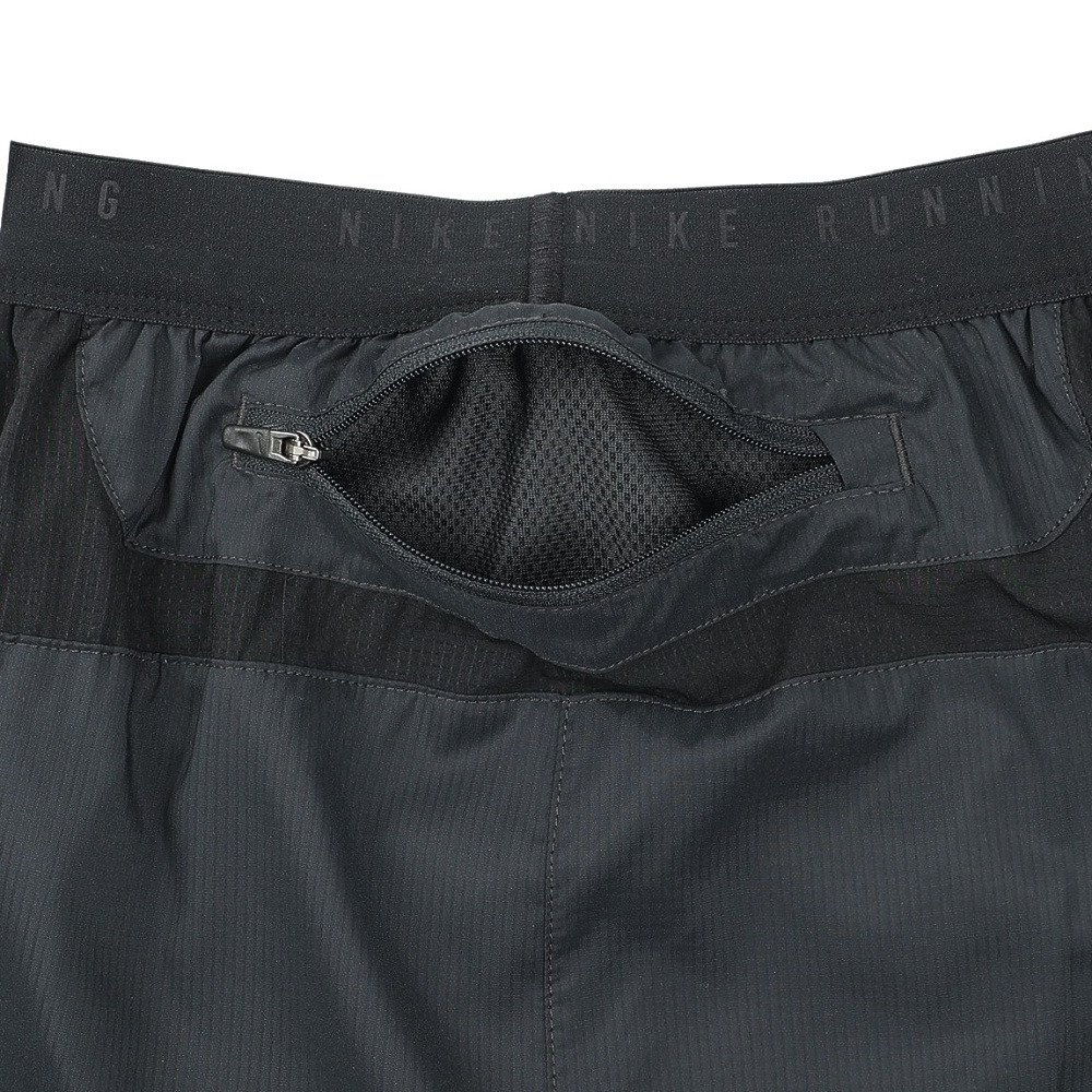 ナイキ（NIKE）（メンズ）ストライド 13cm ランニングショートパンツ