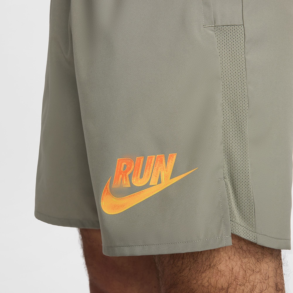 ナイキ（NIKE）（メンズ）チャレンジャー ラン エナジー ドライフィッット 7インチ ランニングショーツ HJ3567-320