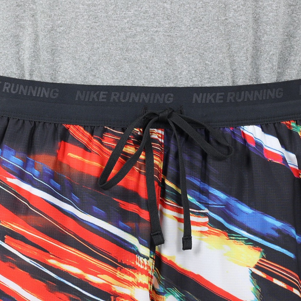ナイキ（NIKE）（メンズ）ドライフィット ストライド ランニングショートパンツ IB7929-100