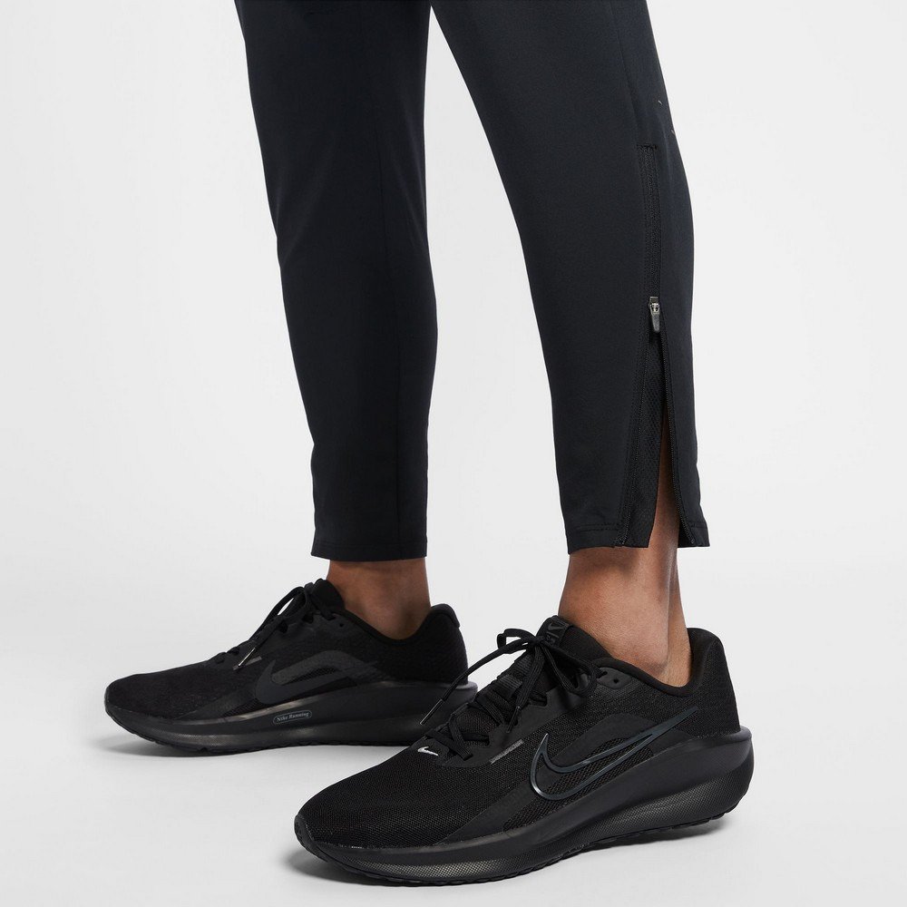 ナイキ（NIKE）（メンズ）ドライフィット ストライド ウーブン