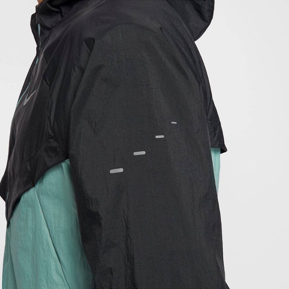 ナイキ（NIKE）（メンズ）ストライド レペル UV ランニングジャケット