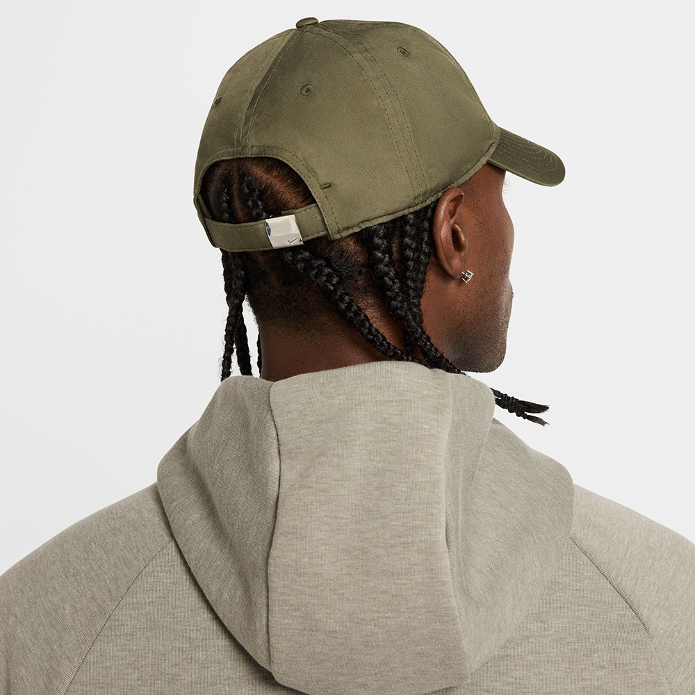ナイキ（NIKE）（メンズ、レディース）ドライフィット クラブ アンストラクチャード フェザーライト キャップ FB5682-247