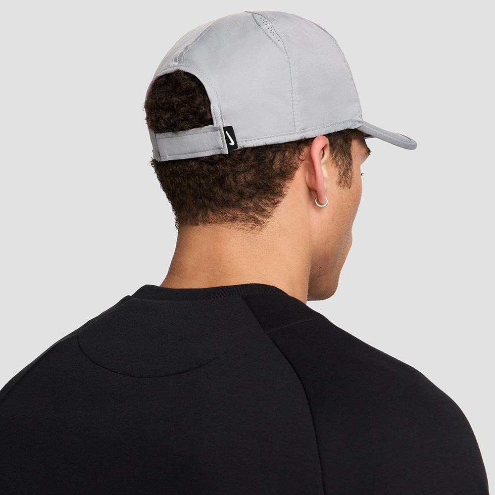 ナイキ（NIKE）（メンズ）ドライフィット クラブ アンストラクチャード フェザーライト キャップ FB5682-073
