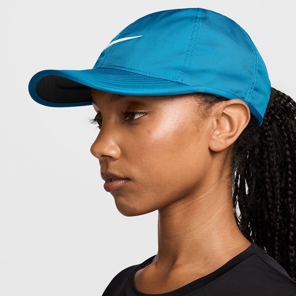 ナイキ（NIKE）（メンズ、レディース）ドライフィット クラブ アンストラクチャード フェザーライト キャップ FB5682-301
