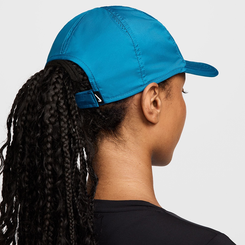 ナイキ（NIKE）（メンズ、レディース）ドライフィット クラブ アンストラクチャード フェザーライト キャップ FB5682-301