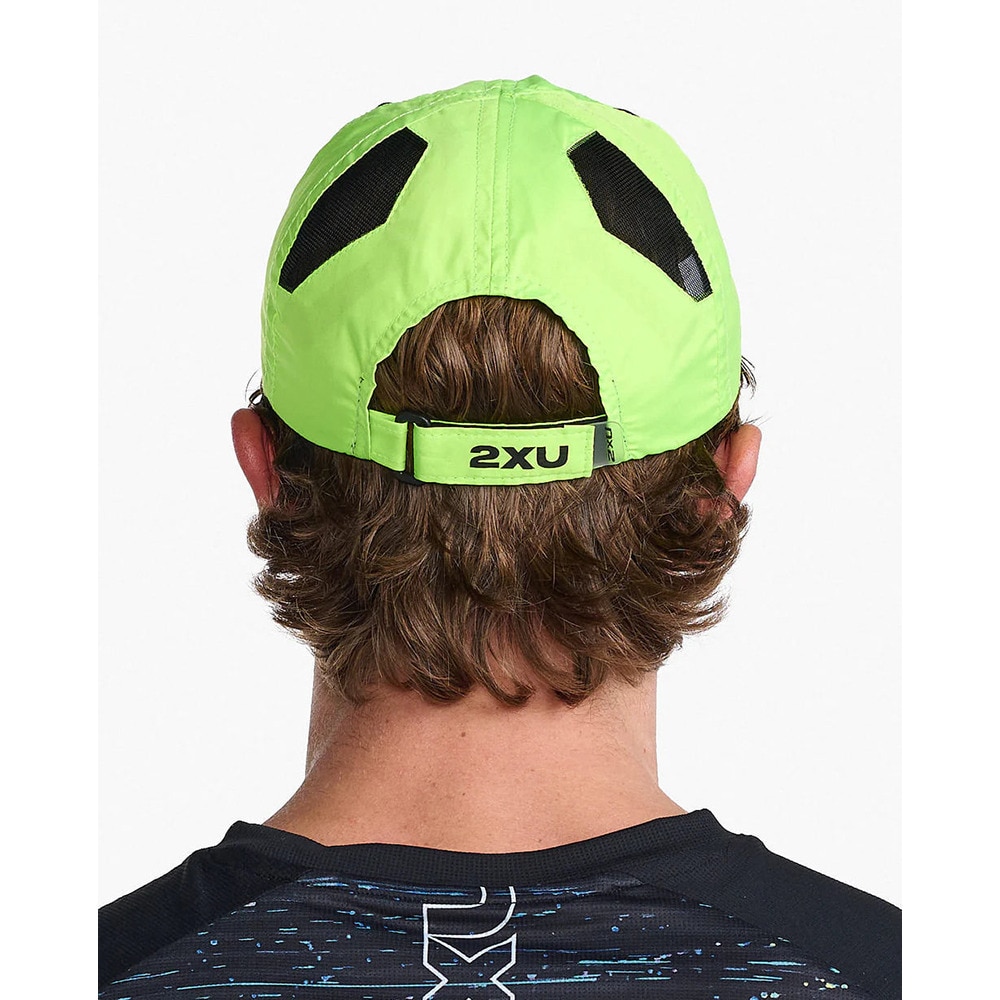 ツー・タイムズ・ユー（2XU）（メンズ、レディース）ランニングキャップ UQ5685F-VOL/BLK