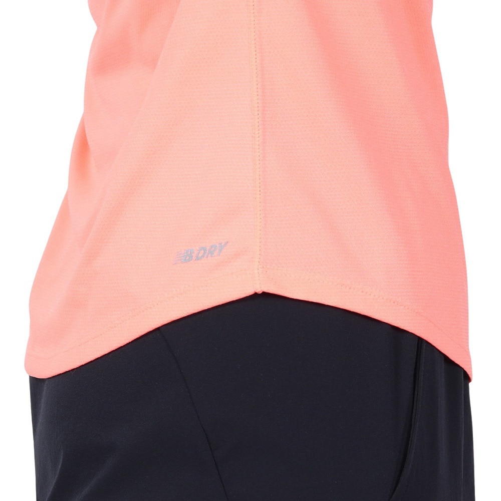 ニューバランス（new balance）（レディース）Tシャツ レディース 半袖 NBRC グラフィックショートスリーブ AWT91137WM オンライン価格