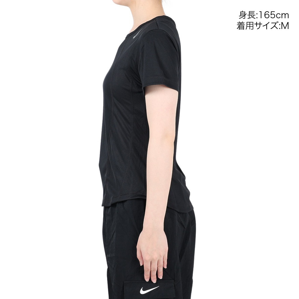 ナイキ（NIKE）（レディース）ファスト ドライフィット 半袖 トップ FN2519-010