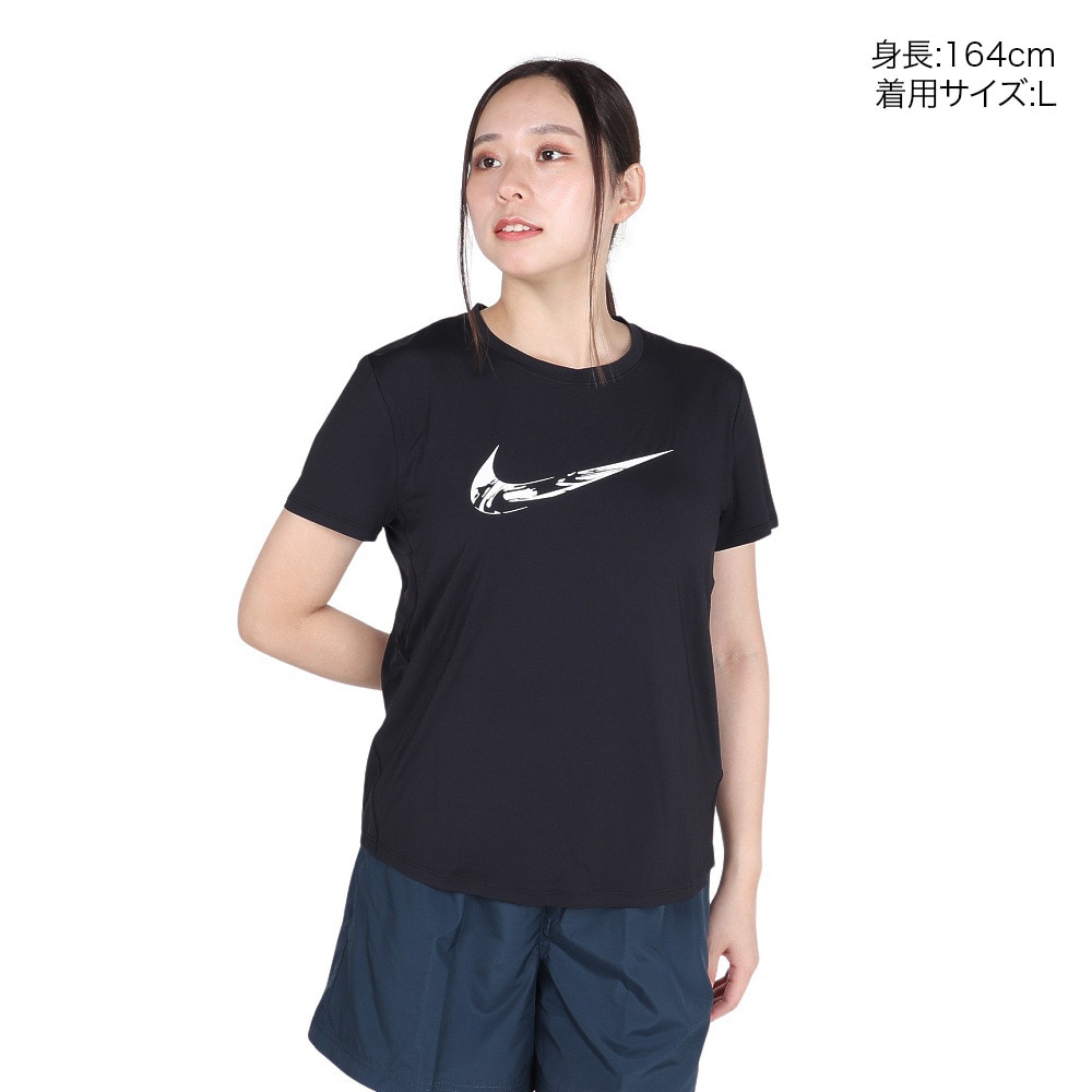 ナイキ（NIKE）（レディース）ワン スウッシュ ドライフィット ショートスリーブ グラフィック ランニングトップス FV6374-010