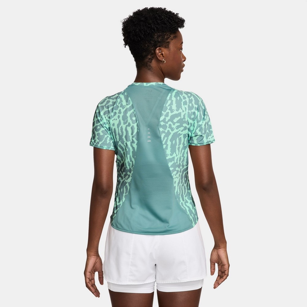 ナイキ（NIKE）（レディース）スウィフト NVLT ドライフィット 半袖トップス IB5875-353