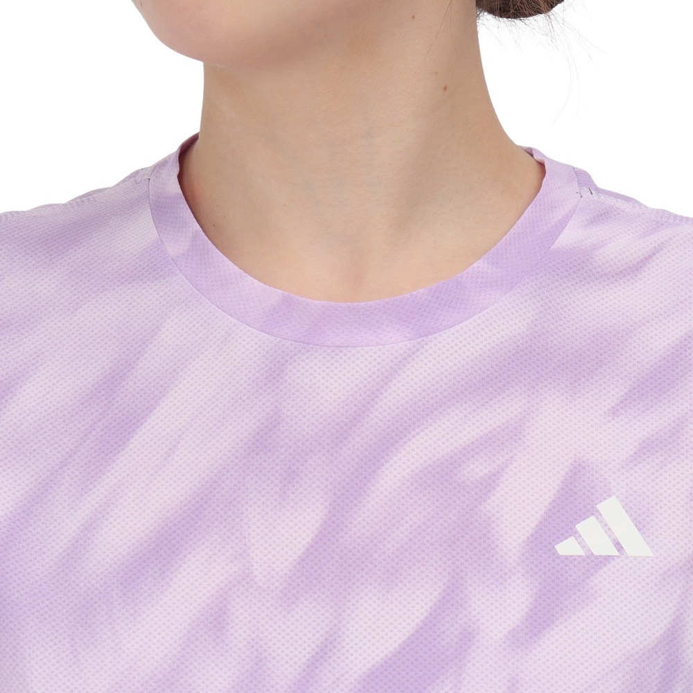 アディダス（adidas）（レディース）オウン ザ ラン 総柄プリント 半袖Tシャツ P0437-JZ5475