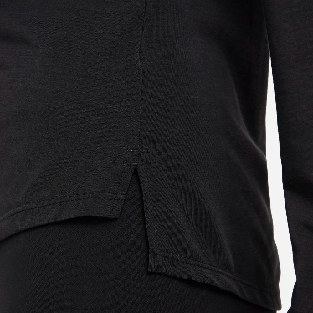 ナイキ（NIKE）（レディース）長袖Tシャツ レディース ラックス スタンダード フィット DD0621-010 ブラック