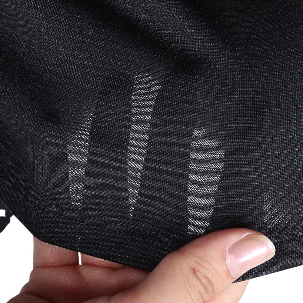 アンダーアーマー（UNDER ARMOUR）（レディース）ローンチ 長袖Tシャツ 1386340 001