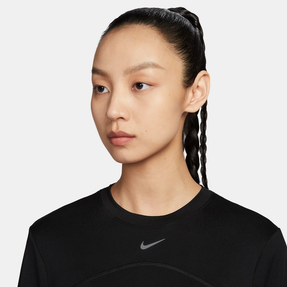 ナイキ（NIKE）（レディース）スウィフト エレメント UV クルーネック 長袖ランニングトップ FB4298-010