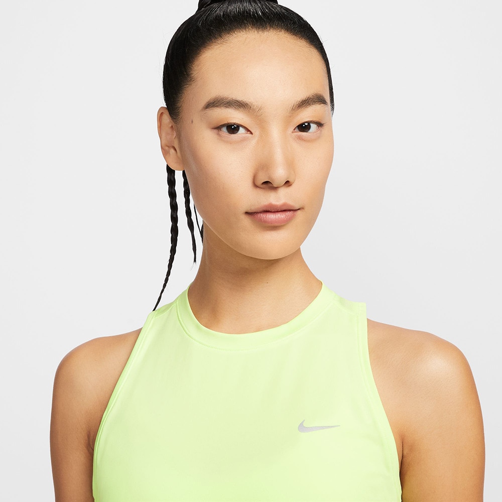 ナイキ（NIKE）（レディース）スウィフト ドライフィット ランニングタンクトップ HQ0621-701