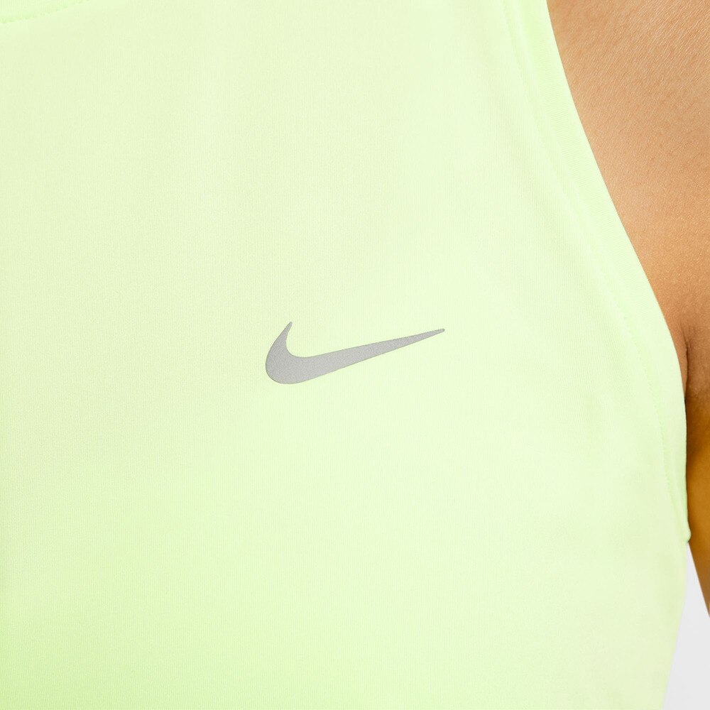 ナイキ（NIKE）（レディース）スウィフト ドライフィット ランニングタンクトップ HQ0621-701