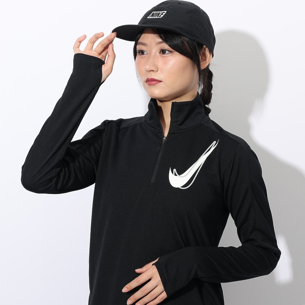 ナイキ（NIKE）（レディース）スウッシュ ドライフィット 1/2ジップ ランニング ミッド レイヤートップス HJ2226-010