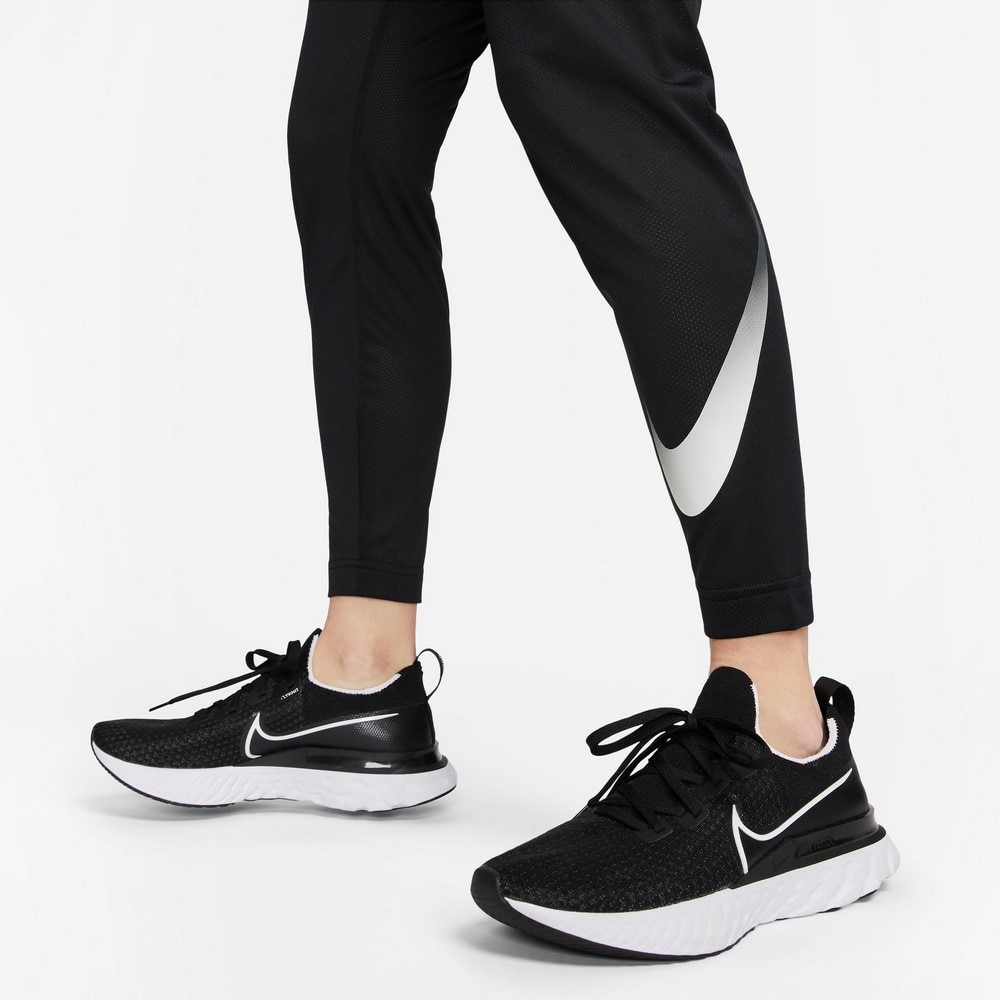 ナイキ（NIKE）（レディース）パンツ ランニングウェア 黒 ウィメンズ ドライフィット 速乾 スウッシュ ラン パンツ DX0955-010 スポーツウェア マラソン