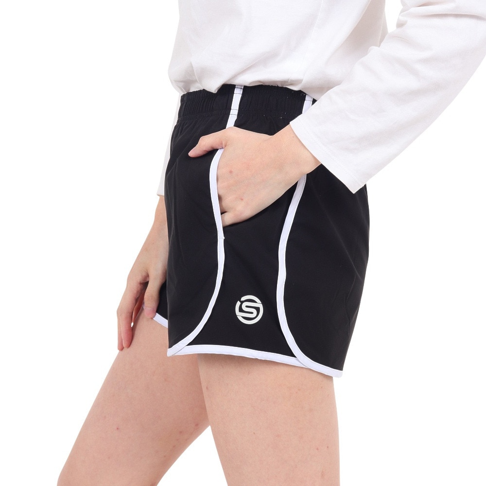 スキンズ（SKINS）（レディース）ショートパンツ レディース
