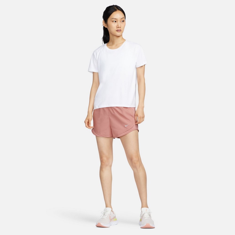 ナイキ（NIKE）（レディース）テンポ ランニングショートパンツ インナーショーツ付き CU8893-651