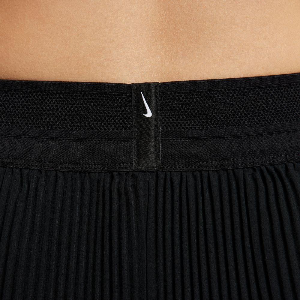 ナイキ（NIKE）（レディース）エアロスイフト ミッドライズ