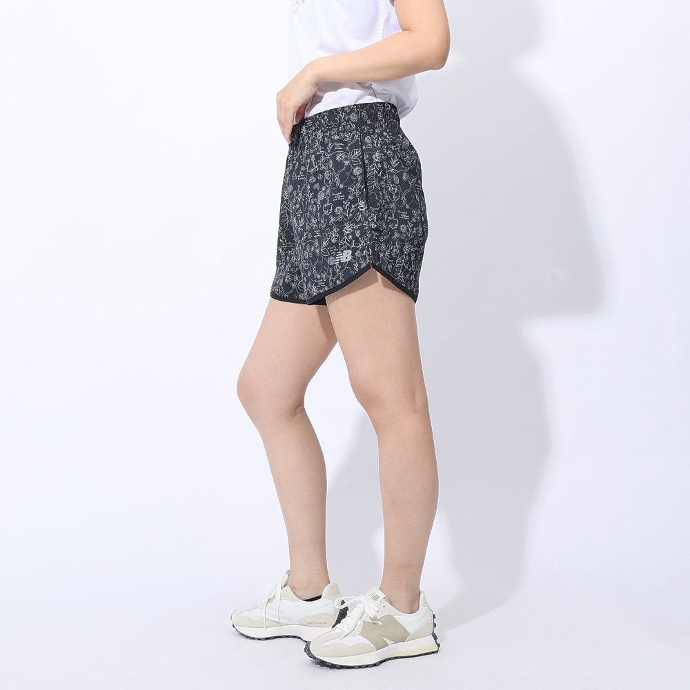 ニューバランス（new balance）（レディース）ショートパンツ 5インチショーツ AWS4105YBK