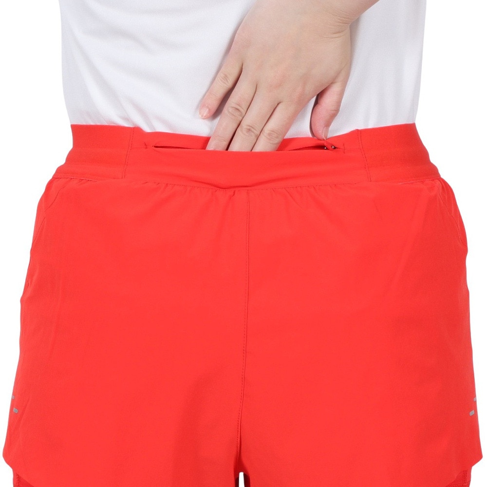 ナイキ（NIKE）（レディース）スウィフト ドライフィット ミッドライズ 2イン1 ショートパンツ インナー付き HJ5377-696