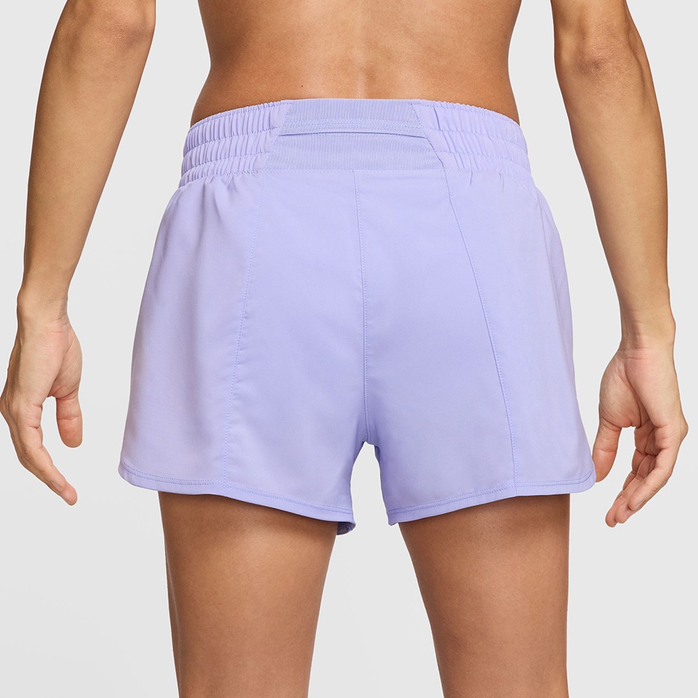 ナイキ（NIKE）（レディース）ドライフィット ミッドライズ ランニングショートパンツ インナー付き HJ2196-533