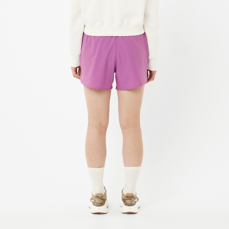 サロモン（SALOMON）（レディース）SHAKEout CORE 4 ショートパンツ