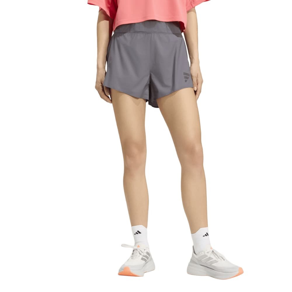 アディダス（adidas）（レディース）DAY O ランニングショーツ MGV77