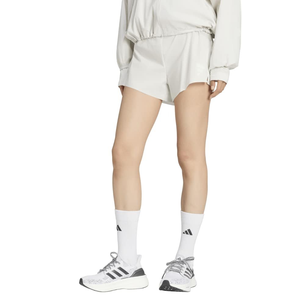 アディダス（adidas）（レディース）DAY O ランニングショーツ MGV77