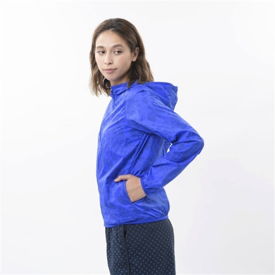 ニューバランス（new balance）（レディース）ランニング ランニングウェア レディース NBRC グラフィックパッカブルジャケット JWJR0015CBT