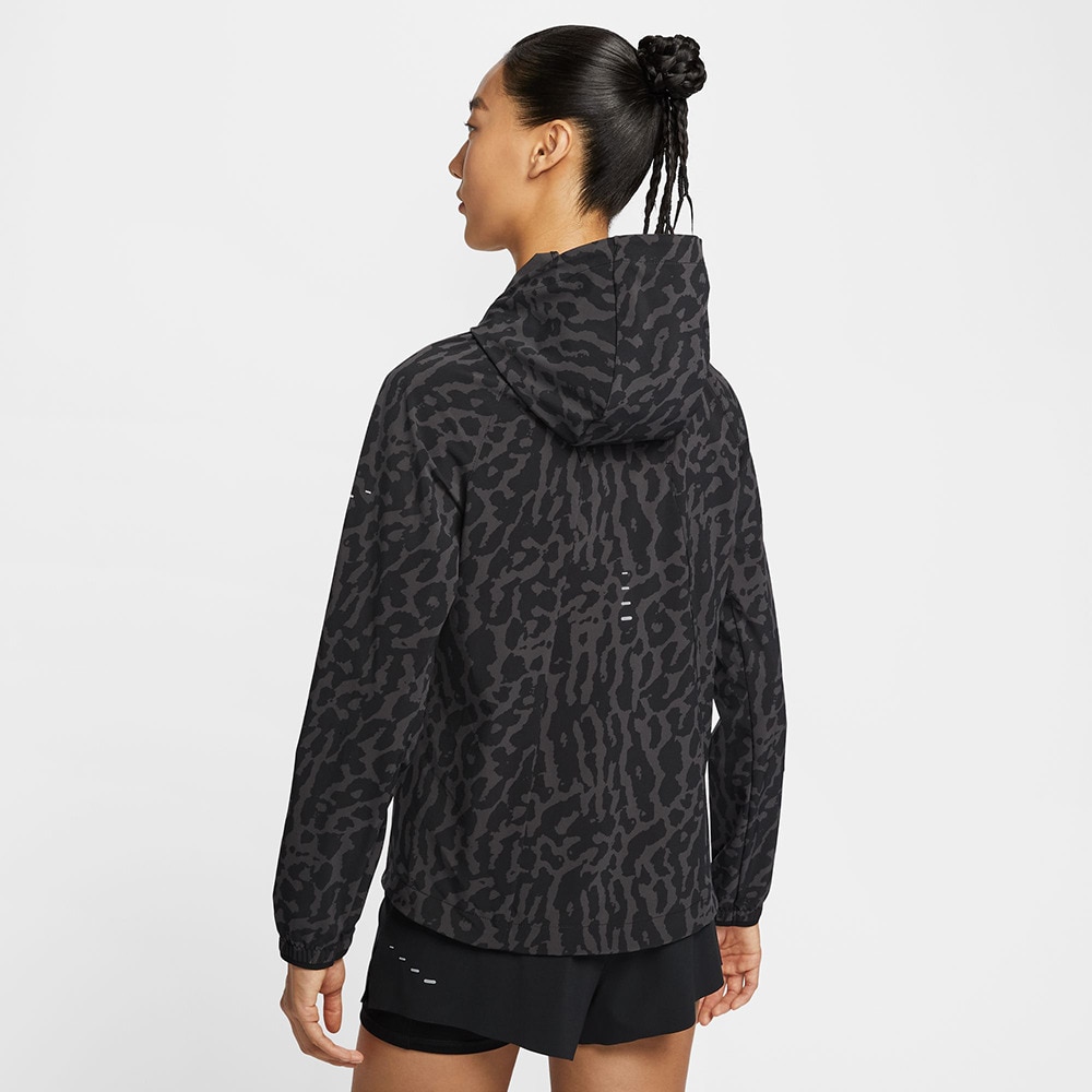 ナイキ（NIKE）（レディース）スウィフト NVLT DF ジャケット IB5845-010