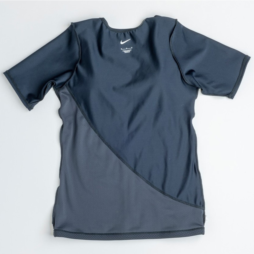 ナイキ（NIKE）（レディース）フィットネス水着 レディース 水泳 ジップ付き半袖セパレーツ 2993125-009